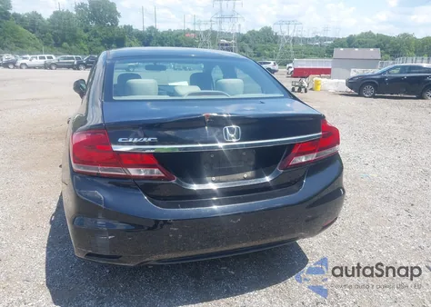 2013 Honda Civic Lx z USA, uszkodzony, nr VIN 19XFB2F57DE015577